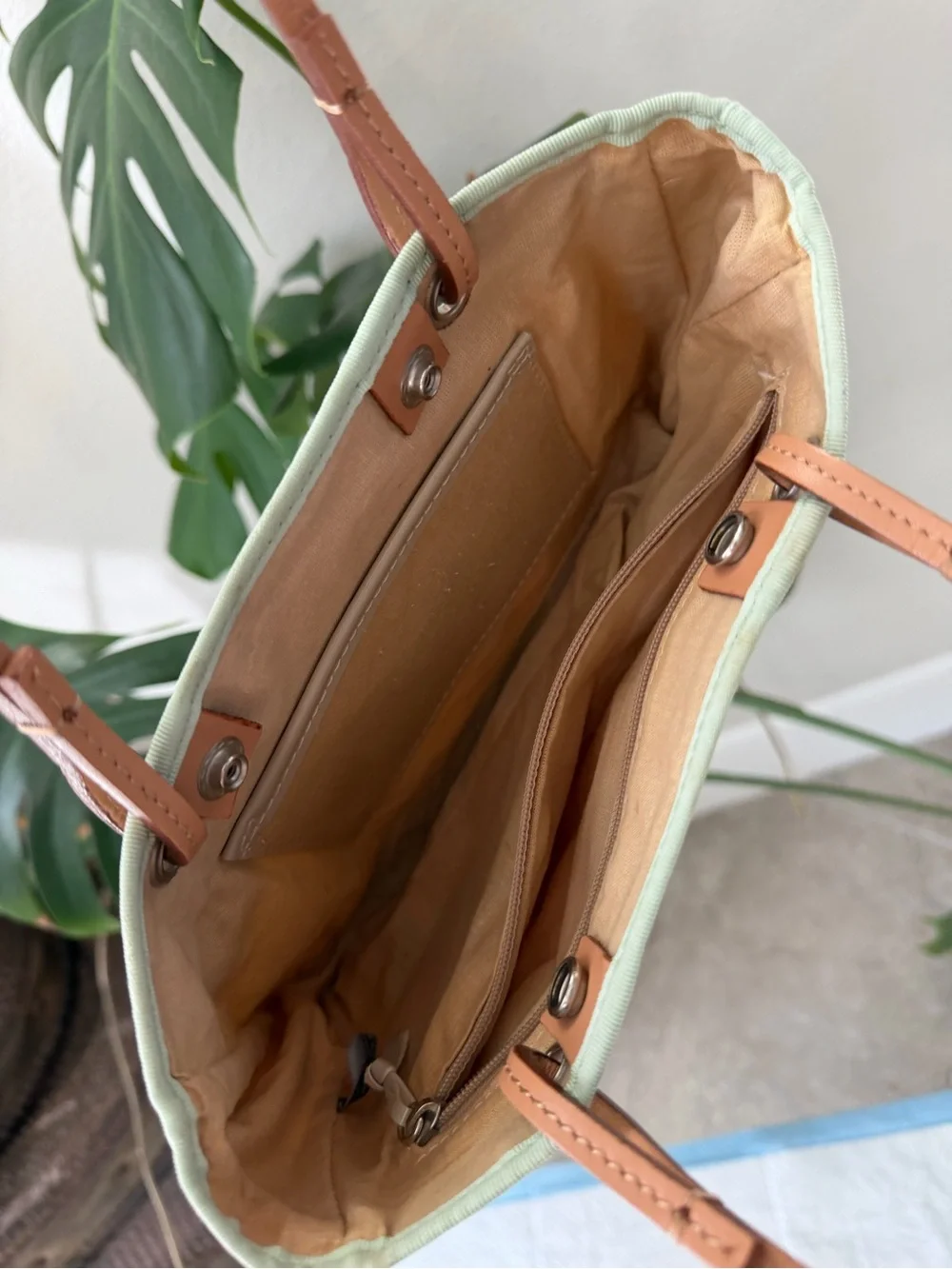Anya Hindmarch anya hindmarch